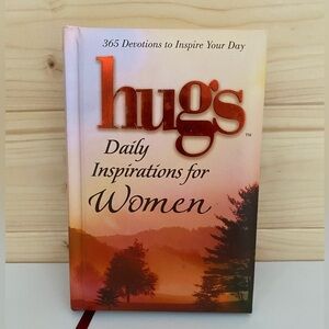 HUGS Daily Inspirations for Women 365 Devotions to Inspire Your Day Howard Books
